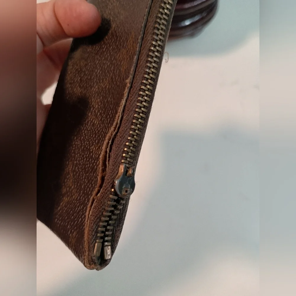 LOUIS VUITTON Monogram Pochette Coin Case Brown